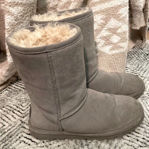 Bear paw boots